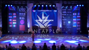 132AdultsSoloFemale1Round.mov