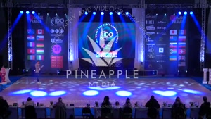 166GroupsAdult21R.mov